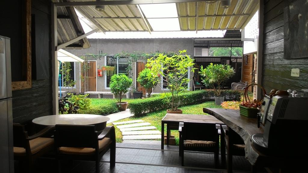 Zan Pla Nade Guesthouse Chiang Rai Esterno foto