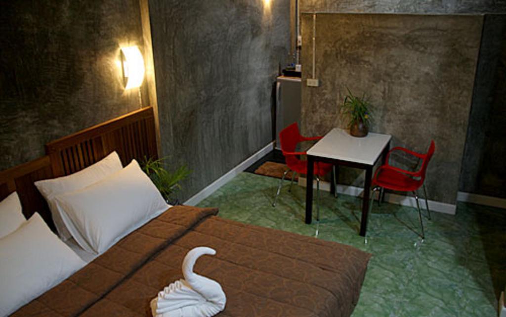 Zan Pla Nade Guesthouse Chiang Rai Esterno foto