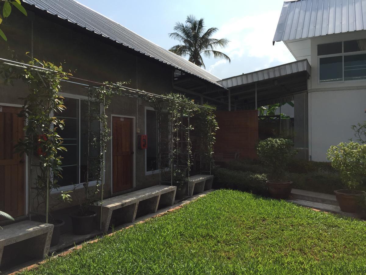 Zan Pla Nade Guesthouse Chiang Rai Esterno foto