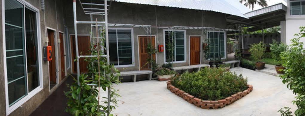 Zan Pla Nade Guesthouse Chiang Rai Esterno foto